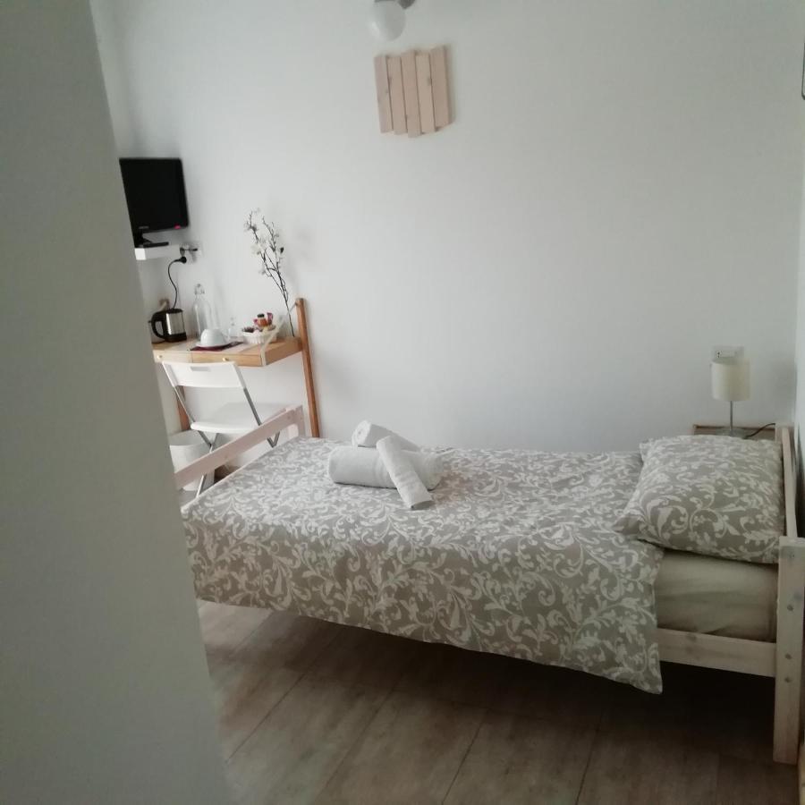 Casa Maria Bed & Breakfast Cantu Luaran gambar